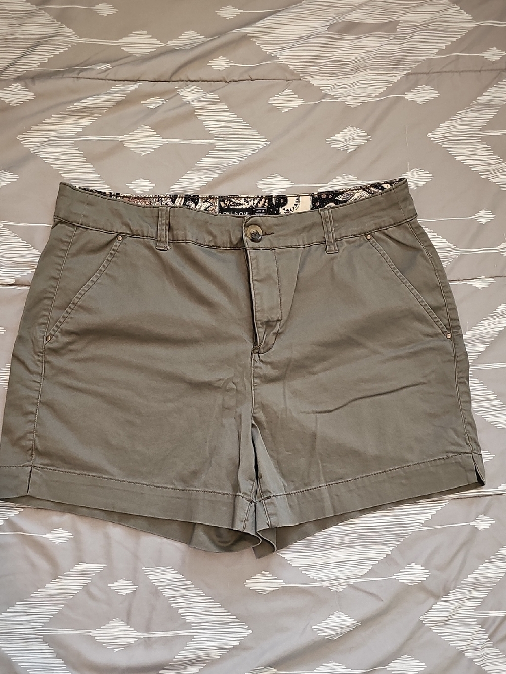 one 5 one Olive/Khaki Green Women's Casual Shorts
